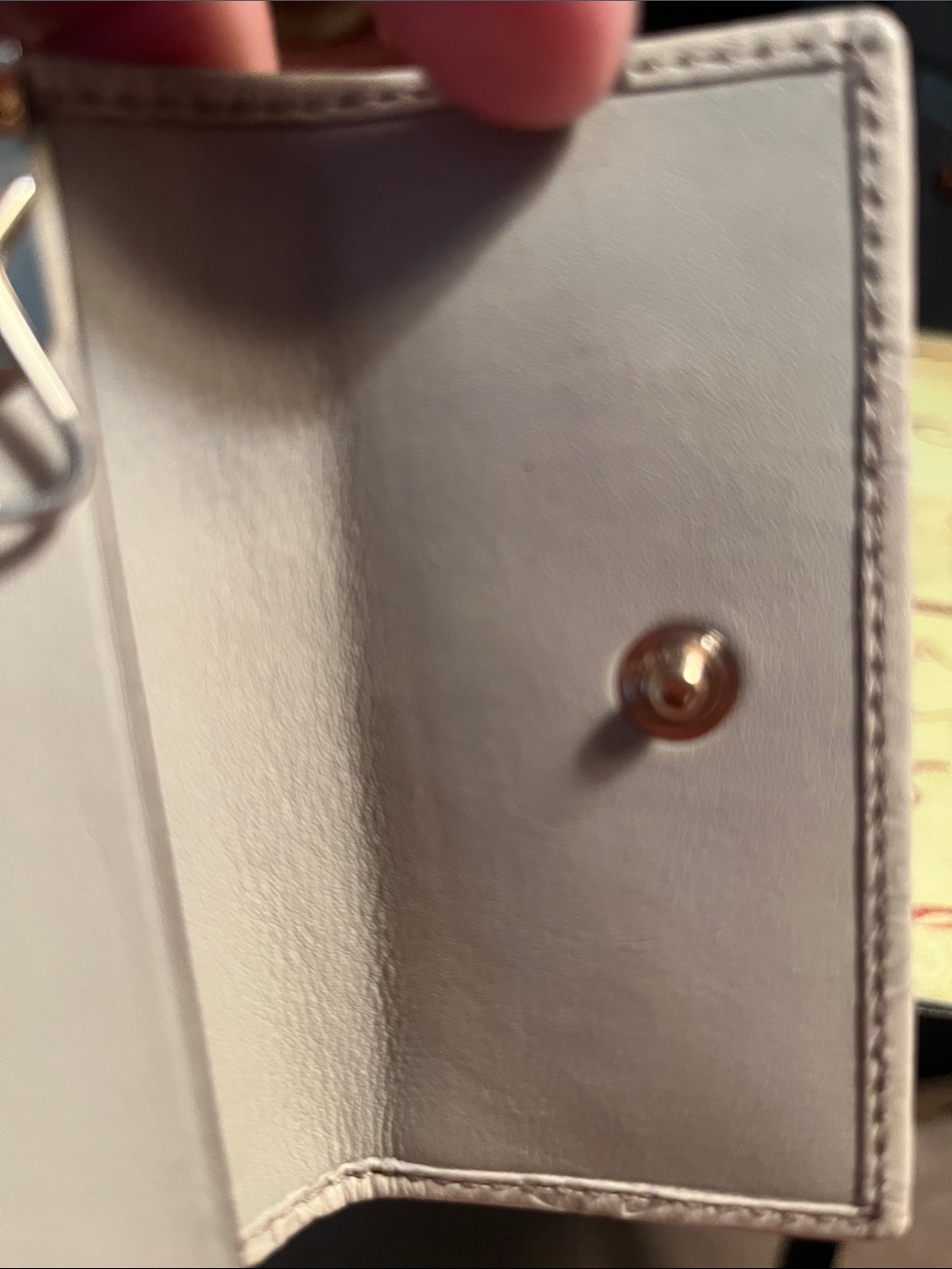 Gucci Guccissima Princy Embossed Key Holder with Bow, Gold Hardware & Card EUC - Picture 5 of 11